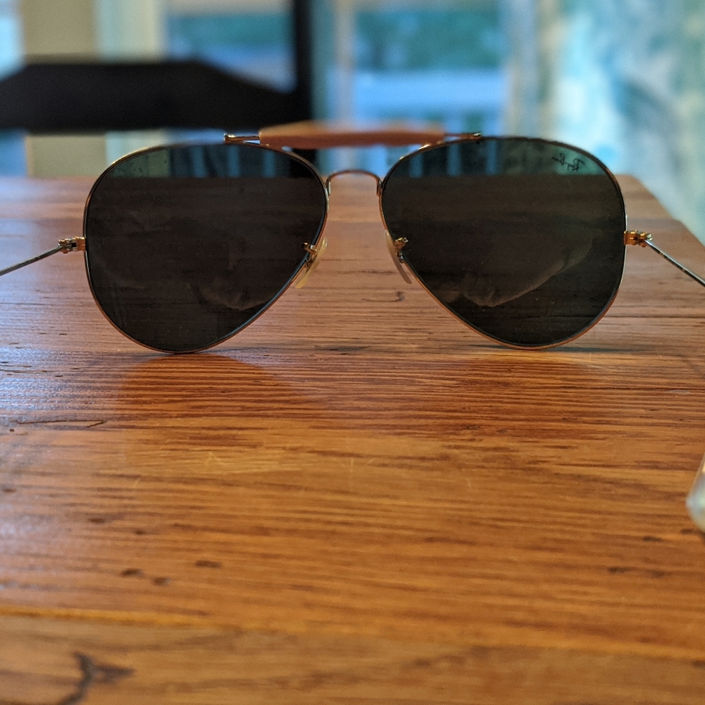 Ray Ban Aviators - Picture 4 of 5
